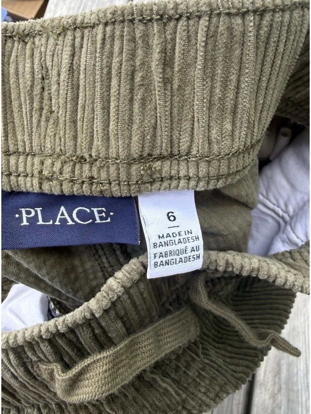 The Childrens Place Olive Green Corduroy Cargo Shorts Size 6 Elastic Waist‎